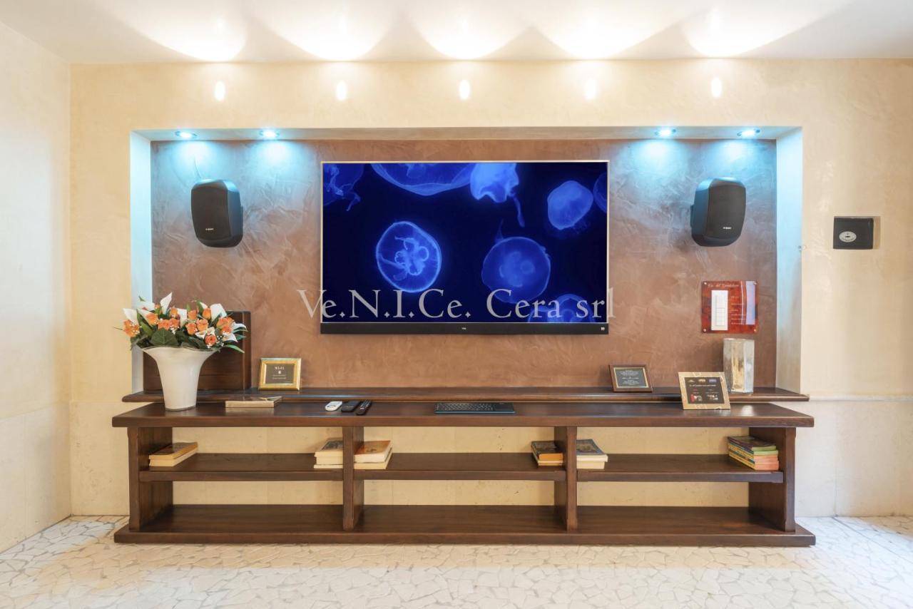 Ve.N.I.Ce. Cera Ca' Del Gondoliere Apartment Venice Exterior photo